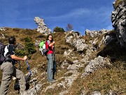 24 In decisa salita anche tra rocce